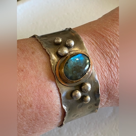 Sterling & Labradorite Cuff - Picture 3 of 7
